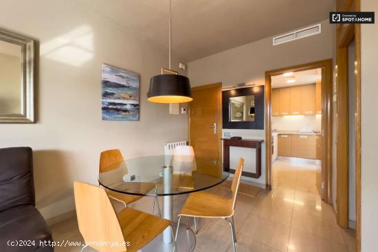 Apartamento entero de 2 dormitorios en Barcelona. - BARCELONA