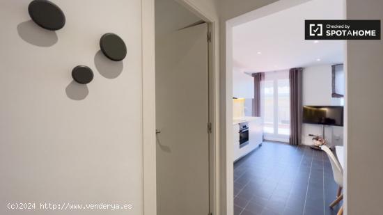 Apartamento entero de 2 dormitorios en Barcelona. - BARCELONA