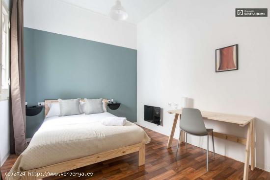  Se alquila habitación en piso compartido en Gracia. - BARCELONA 