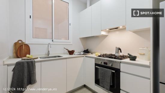 Apartamento entero de 3 habitaciones en Barcelona. - BARCELONA