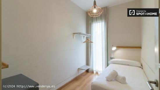 Apartamento de 3 dormitorios en alquiler en Barcelona - BARCELONA