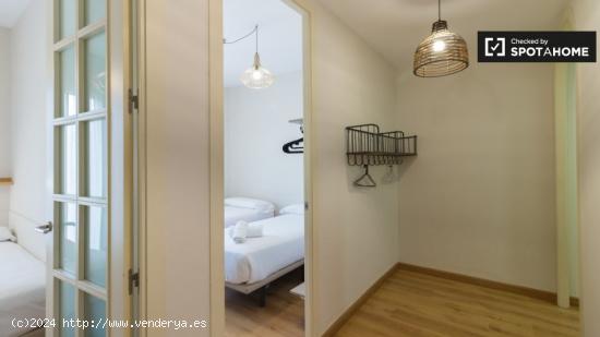 Apartamento de 3 dormitorios en alquiler en Barcelona - BARCELONA