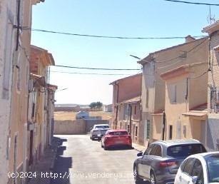 EN VENTA TERRENO EN BELLO - TERUEL