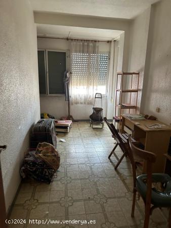  Se Vende en Almoradi - ALICANTE 