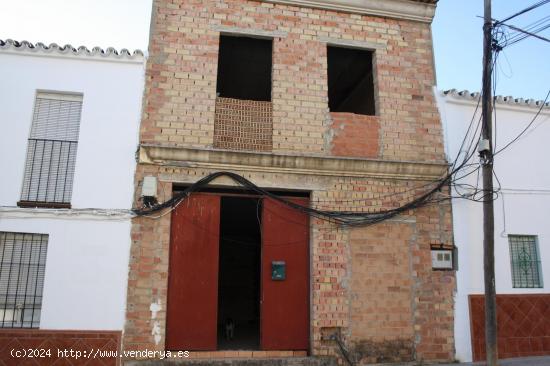  Gran vivienda en Carrión de los Cespedes - SEVILLA 