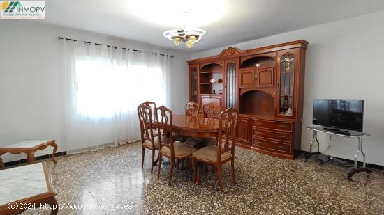 SE VENDE PISO DE 4 HABITACIONES EN CASCO URBANO - CASTELLON