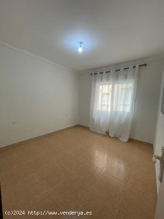 SE VENDE PISO IDEAL PARA INVERSION - CADIZ