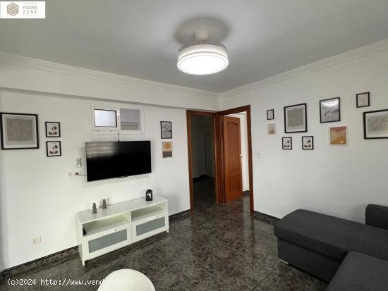 ALQUILER POR HABITACIÓN Y EXCLUSIVAMENTE PARA ESTUDIANTES - MALAGA