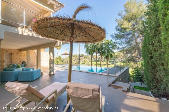 Exquisita Villa en Son Vida: Lujo, Confort y Vistas Panorámicas al Golf Son Vida - BALEARES