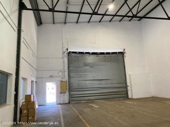 NAVE INDUSTRIAL CON VIVIENDA ANEXA - BALEARES