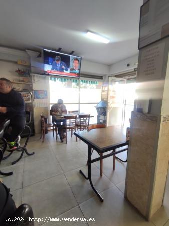 BAR EN VENTA  EN SON CLADERA JUNTO A INSTITUTO Y  AMBULATORIO CON POSIBILIDAD DE CAMBIO DE USO - BAL