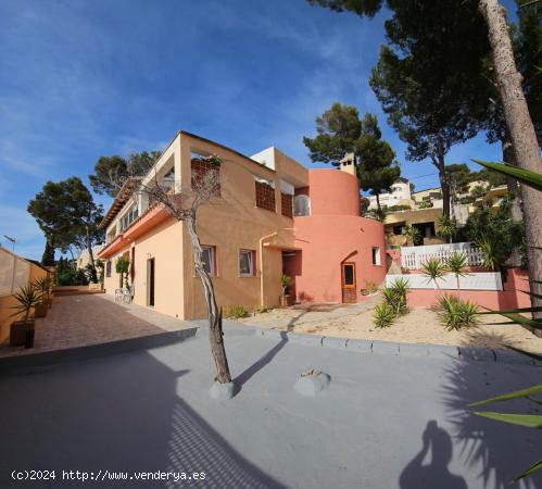 VILLA DE LUJO CON VISTA AL MAR EN COSTA DE LA CALMA - SANTA PONÇA - BALEARES