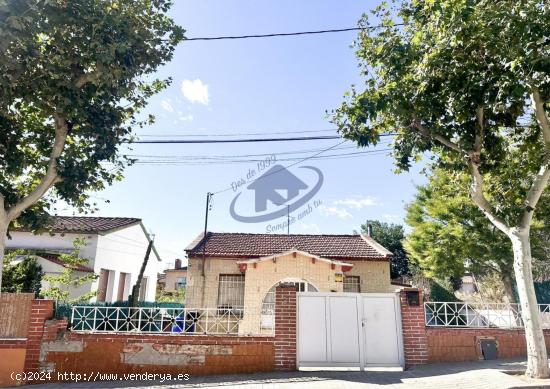 CASA EN PLANTA CON JARDÍN A CUATRO VIENTOS - BARCELONA