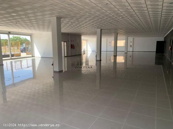 REF: C004 GRUPO INMOTEKA INMOBILIARIA VENDE NAVE INDUSTRIAL MULTIUSOS ZONA CARRETERA DE JAEN - ALBAC