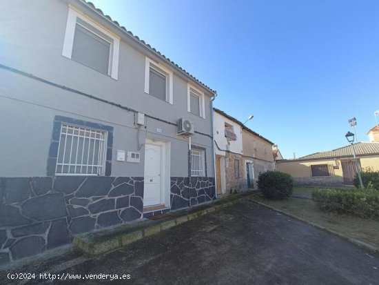 Adosado en venta en Alcabón de 162 m2