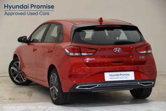 Hyundai i30 ( 1.5 DPI Klass SLX 110 )  - Lliçà De Vall