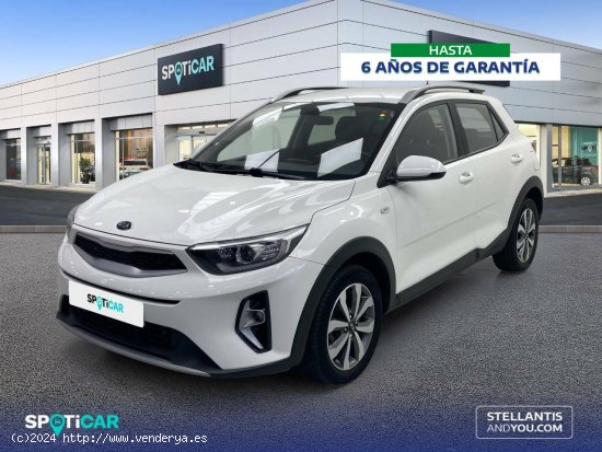 Kia Stonic  1.0 T-GDi 74kW (100CV) MHEV iMT Concept - Sevilla