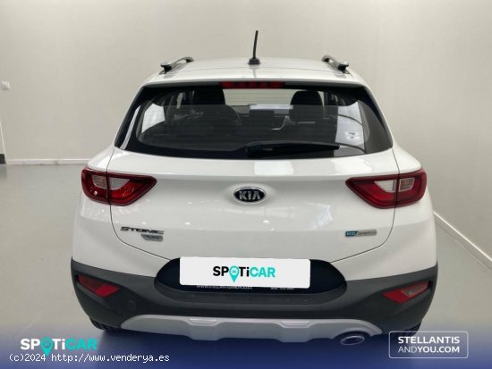 Kia Stonic  1.0 T-GDi 74kW (100CV) MHEV iMT Concept - Sevilla