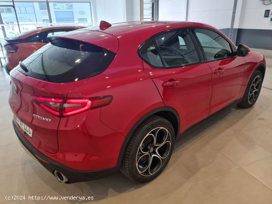 Alfa Romeo Stelvio 2.2 DIÉSEL 154KW (210CV) EXECUTIVE Q4 - BADAJOZ