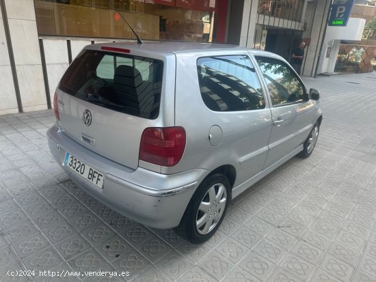 Volkswagen Polo 60 Conceptline - Barcelona