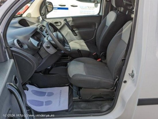 RENAULT Kangoo en venta en TorrejÃ³n de
Ardoz (Madrid) - TorrejÃ³n de
Ardoz