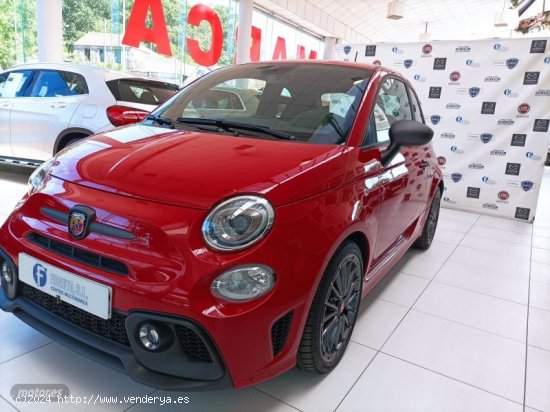 Abarth 500 695 1.4 16v T-Jet 132kW (180 CV) de 2022 con 11.871 Km por 25.900 EUR. en Pontevedra