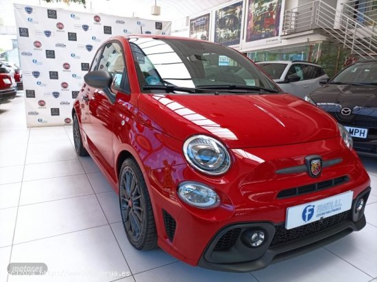 Abarth 500 695 1.4 16v T-Jet 132kW (180 CV) de 2022 con 11.871 Km por 25.900 EUR. en Pontevedra