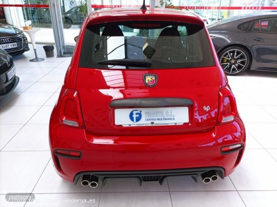 Abarth 500 695 1.4 16v T-Jet 132kW (180 CV) de 2022 con 11.871 Km por 25.900 EUR. en Pontevedra