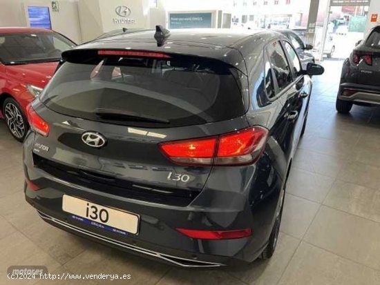 Hyundai i30 1.5 DPI Klass SLX 110 de 2023 con 9.100 Km por 18.900 EUR. en Cuenca