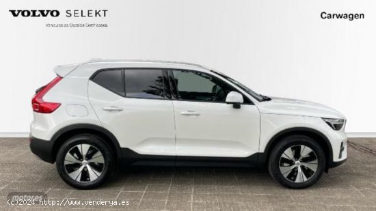 Volvo XC40 XC40 Core, B3 Mild hybrid, Gasolina de 2024 con 1 Km por 38.550 EUR. en Vizcaya