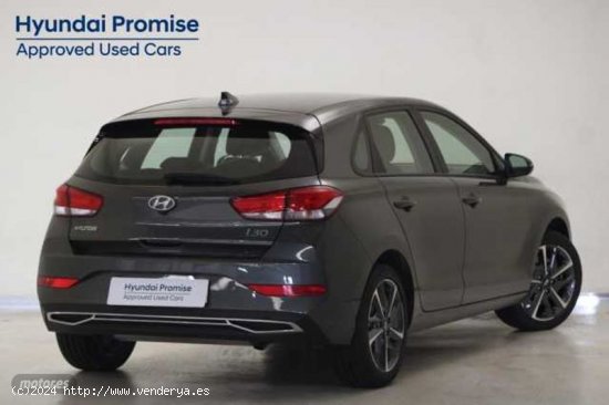 Hyundai i30 1.5 DPI Klass SLX 110 de 2023 con 12.068 Km por 19.300 EUR. en Tarragona