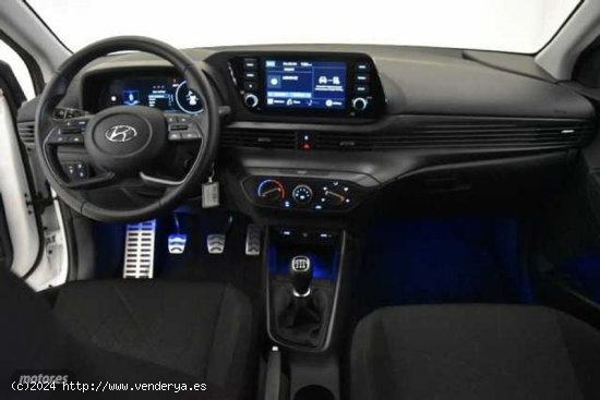 Hyundai Bayon 1.2 MPI Maxx de 2023 con 23.317 Km por 15.900 EUR. en Asturias