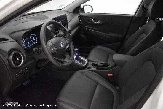 Hyundai Kona 1.6 GDI DT Style Sky de 2023 con 26.493 Km por 28.400 EUR. en Barcelona