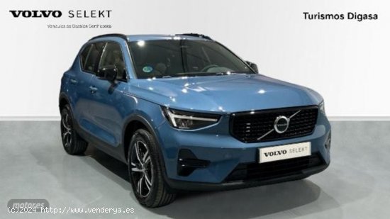 Volvo XC40 XC40 Plus, B3, Gasolina, Dark de 2023 con 30.724 Km por 37.900 EUR. en Granada