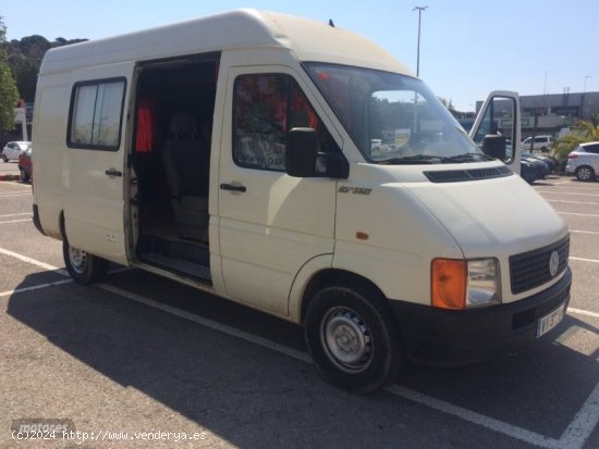  Volkswagen LT 35 TA 2.5 CAMPERIZADA 6 PLAZAS de 1999 con 271.466 Km por 10.500 EUR. en Barcelona 