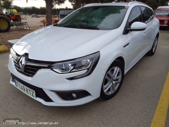  Renault Megane SPORT TOURER 1.5 DCI 95 CV de 2019 con 261.000 Km por 11.000 EUR. en Murcia 