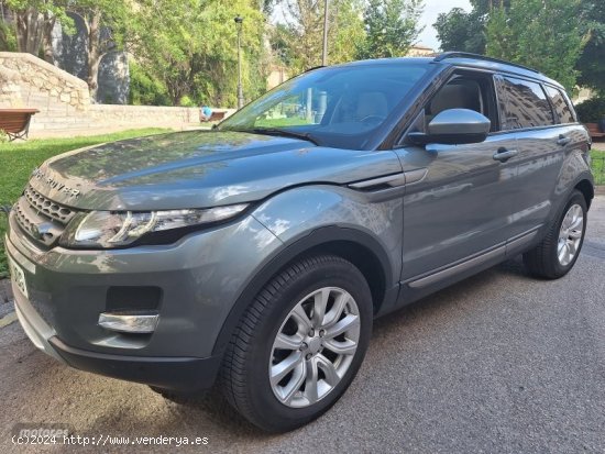  Land Rover Range Rover Evoque 2.2 TD 4X4 AUTOMATICO PURE TECH de 2015 con 156.000 Km por 18.700 EUR. 