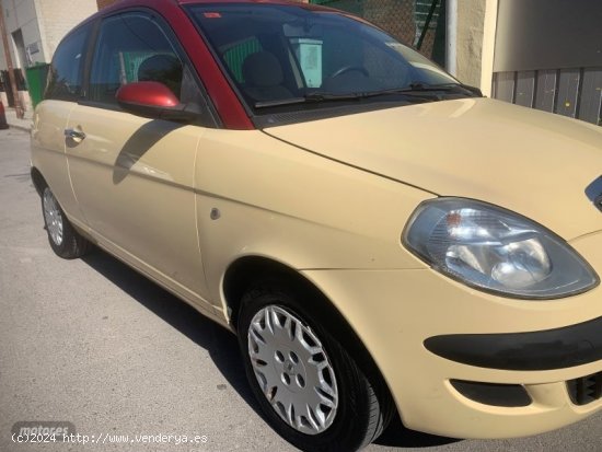 Lancia Ypsilon 1.2 gold de 2007 con 121.454 Km por 3.500 EUR. en Madrid