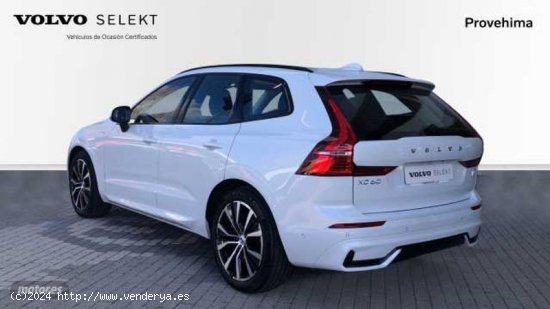 Volvo XC 60 XC60 Recharge Ultimate, T6 plug-in hybrid eAWD, Electrico/Gasolina, Dark de 2023 con 13.