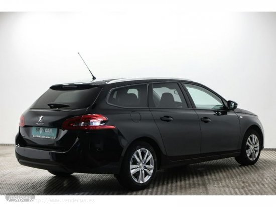 Peugeot 308 PureTech 130 S&S Style 96 kW (130 CV) de 2016 con 82.822 Km por 10.490 EUR. en MADRID