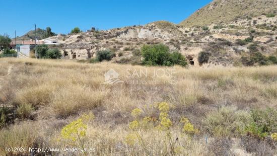 SE VENDE TERRENO EN BARINAS (ABANILLA) ALICANTE - MURCIA