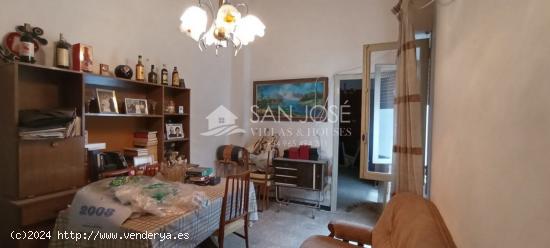 OPORTUNIDAD !!!  VENTA DE PLANTA BAJA CON GARAJE, CENTRICO. ELCHE - ALICANTE