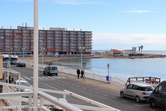 REF: 0-A35242 ESPECTACULAR PRIMERA LINEA DE PLAYA 3 DORMITORIOS VISTAS FRONTALES REBAJADO 146.000€