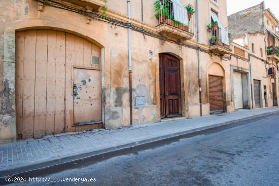 Edificio en venta en el centro de Vilafranca. - BARCELONA