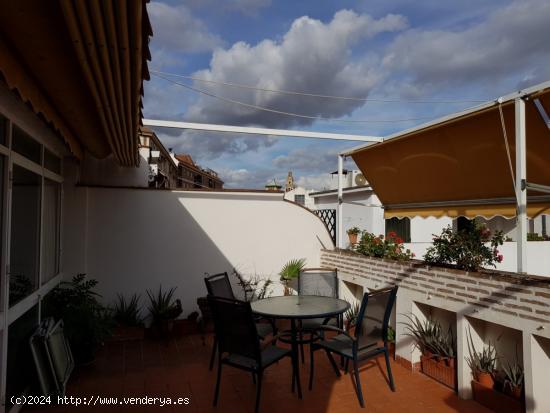 CASA ADOSADA CON ENCANTO CÓRDOBA CAPITAL. ZONA SAN BASILIO . - CORDOBA