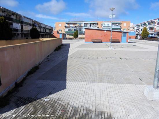 GRAN PLAZA DE GARAJE EN ZONA REYES/CALLE PINTO - MADRID