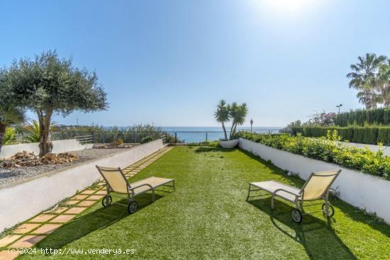  Precioso dúplex en la primera línea de la playa de Aguamarina. - ALICANTE 