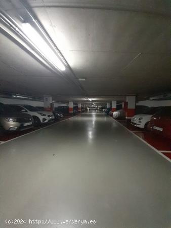 PLAZA DE PARKING EN VENTA - BARCELONA