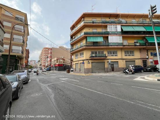 Local comercial, en la Avenida de Chapi de Elda - ALICANTE