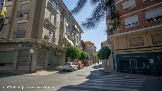 Dos edificios singulares ideal para rehabilitación o edificación - ALICANTE